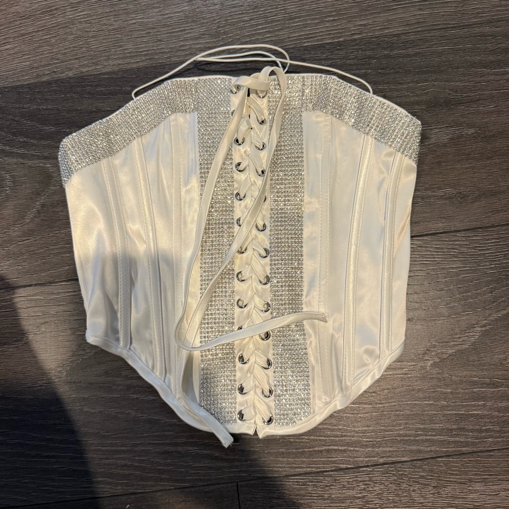 AKIRA White Satin Corset with Silver Zipper